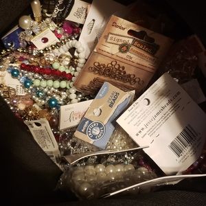 BRAND NEW JEWELRY MAKING BEAD STRINGS,CHARMS,BEAD,AND MORE